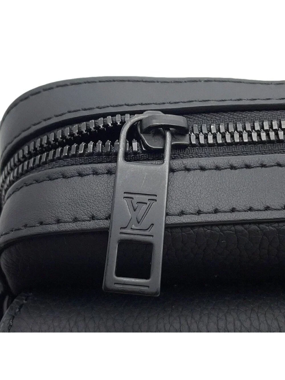 Louis Vuitton Shoulder Bag Leather LV Aerogram Fast Line Messenger Black